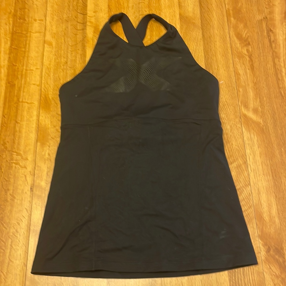 2XU Athletic Top